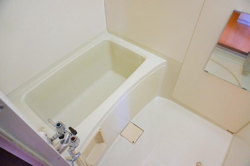バス・シャワールーム　浴室