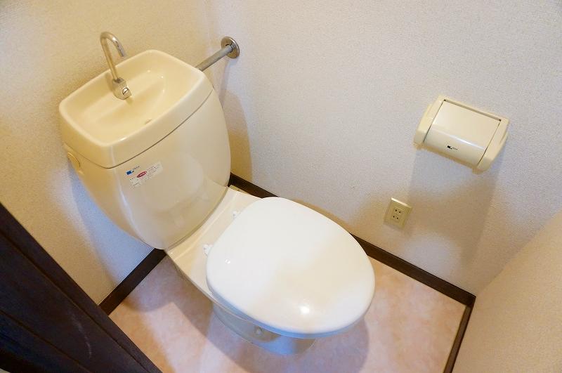 トイレ　トイレ