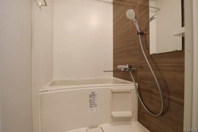 バス・シャワールーム　お風呂で日々の疲れを落としましょう