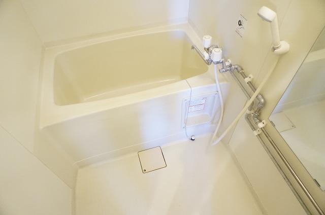 バス・シャワールーム　浴室