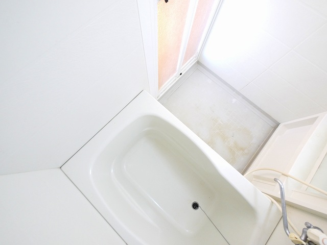 バス・シャワールーム　日々の疲れを癒すお風呂付です