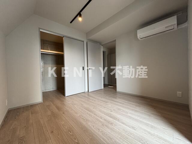 居室・リビング　こちらのリビングで趣味の時間をお楽しみください