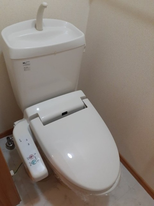 トイレ　図面と現状に相違がある場合には現状を優先
