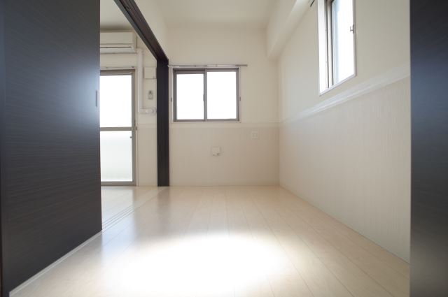 居室・リビング　寝室