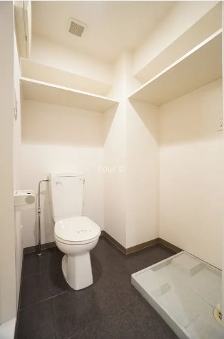 トイレ　ご内見予約受付中、お気軽にお問い合わせください。