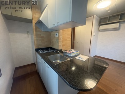 キッチン　2口ガスコンロ付きのカウンターキッチン！