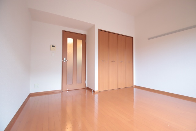 居室・リビング　※別室の参考写真の為、現況優先です。