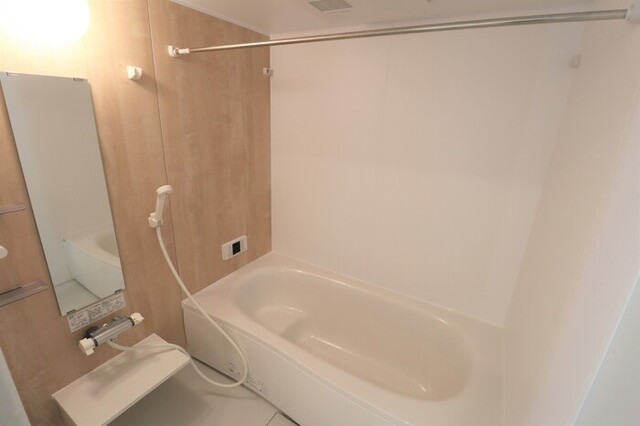 バス・シャワールーム　浴室