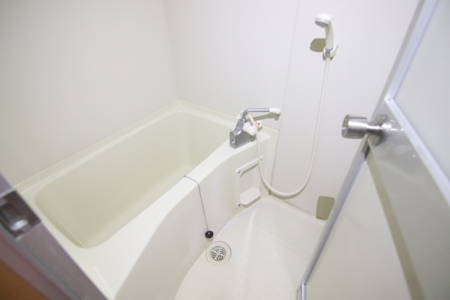 バス・シャワールーム　※別室の参考写真の為、現況優先です。
