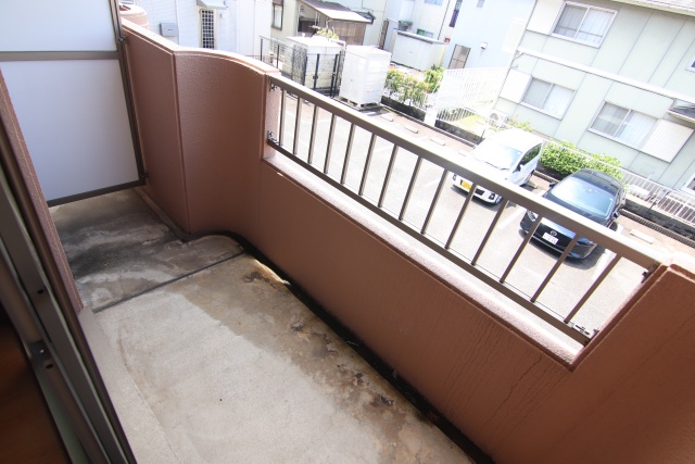 バルコニー　※別室の参考写真の為、現況優先です。