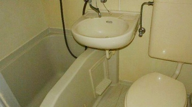 バス・シャワールーム