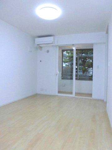 居室・リビング　ゆったりとした居間です