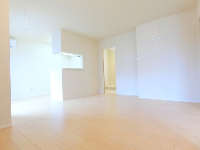 居室・リビング　★ＬＤＫひろびろ１２．１帖★