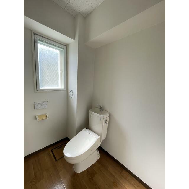 トイレ　洗浄機能付きトイレとなります