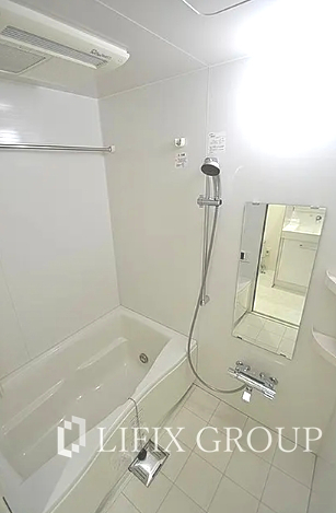 バス・シャワールーム　風呂