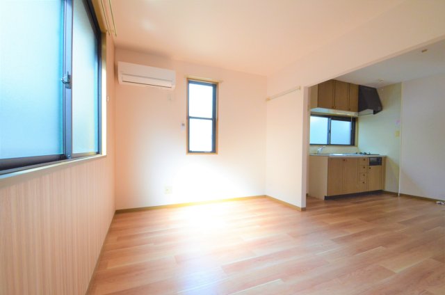 居室・リビング　１２帖のリビング