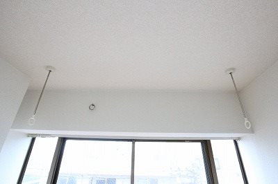 その他　室内物干しスペース
