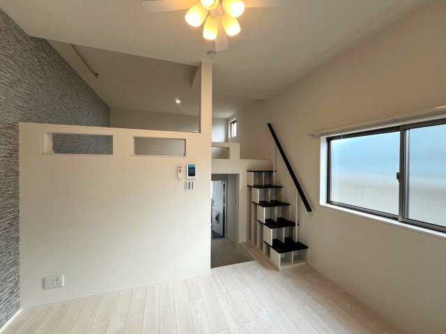 居室・リビング　同シリーズ物件の参考写真になります※現況優先