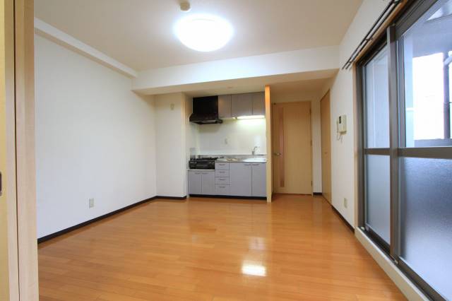 居室・リビング　４０５の写真