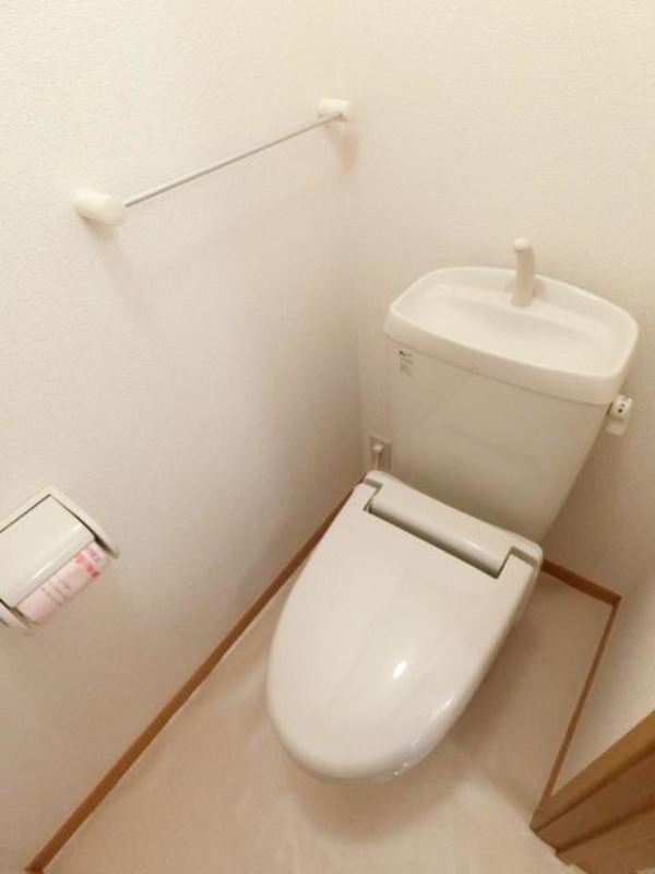 トイレ　図面と現状に相違がある場合には現状を優先