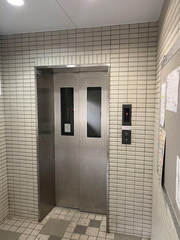 その他共有部分　もちろんエレベーター付き!