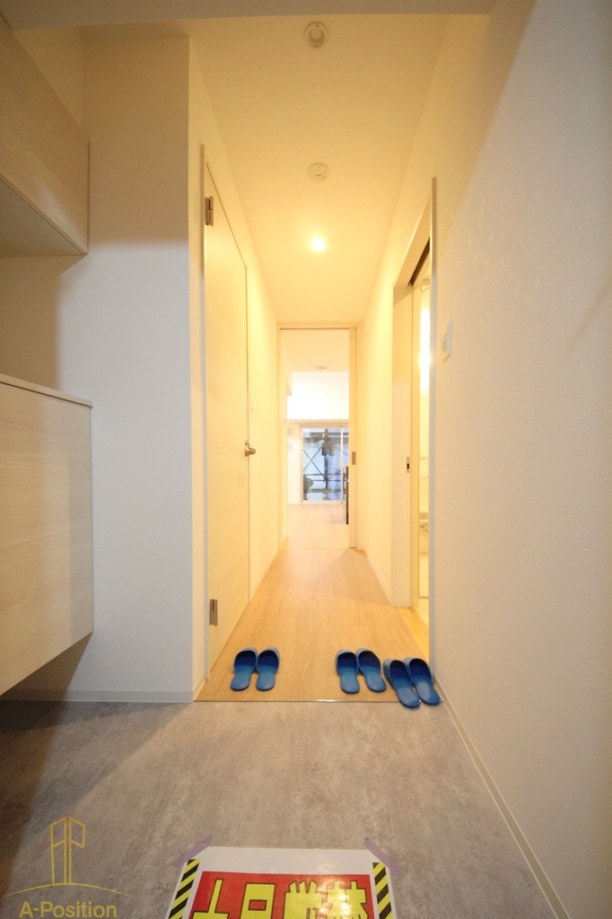 玄関　Wave on Horie Tower