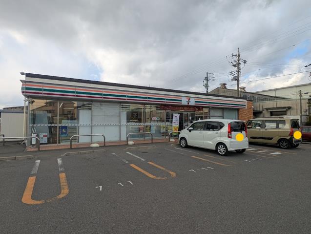 コンビニ　セブン－イレブン碧南中町５丁目店（コンビニ）まで885m