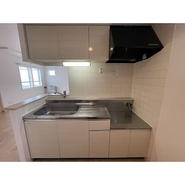 キッチン　写真は別号室です♪