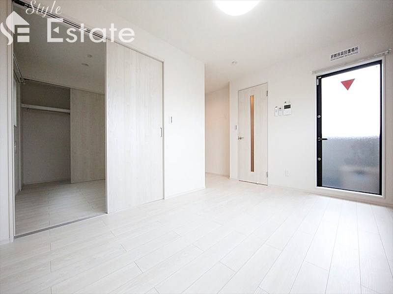 居室・リビング　同仕様写真