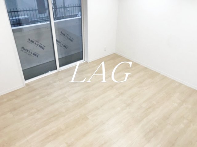 居室・リビング　洋室のお部屋です。（同仕様です。）