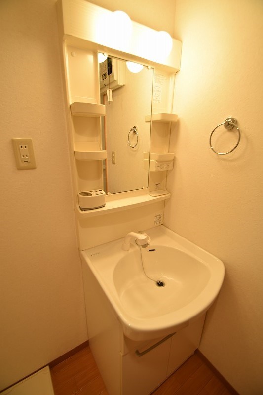 洗面設備　※他部屋参照・現況優先