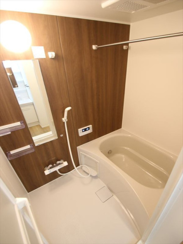 バス・シャワールーム　追焚・浴室乾燥機付のUB