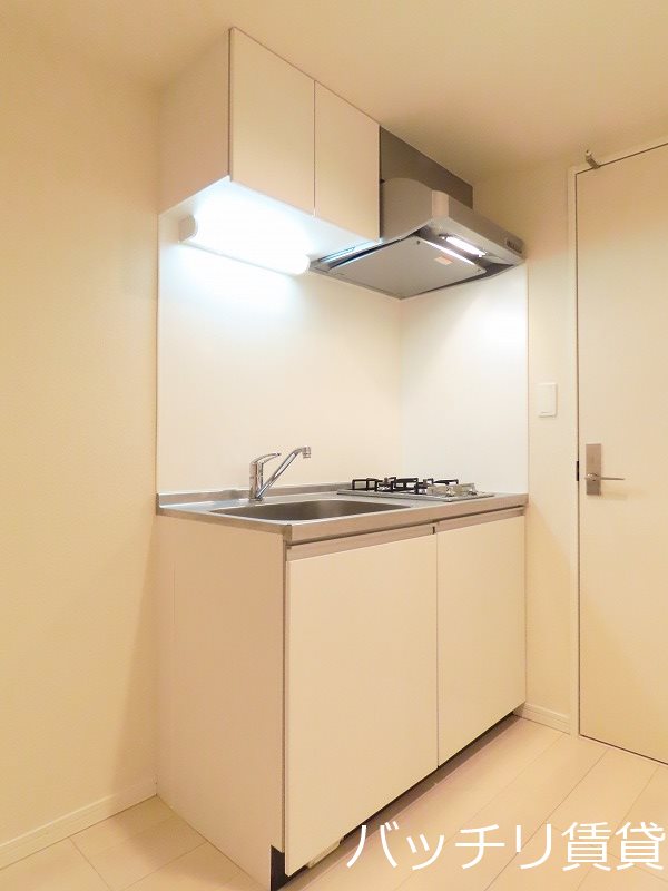 キッチン　同型タイプの為、現状を優先致します。