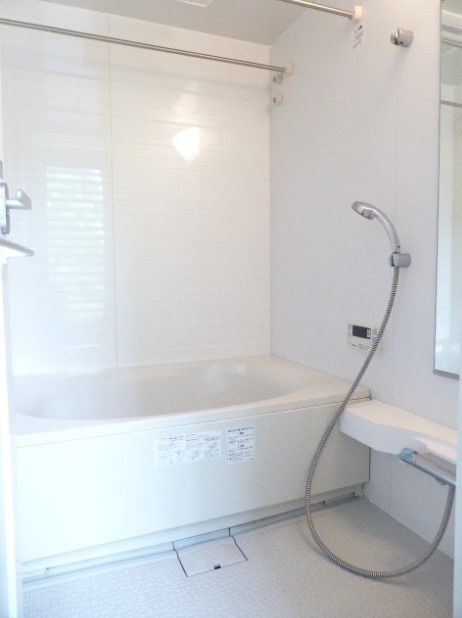 バス・シャワールーム　☆ゆっくりくつろげるお風呂☆