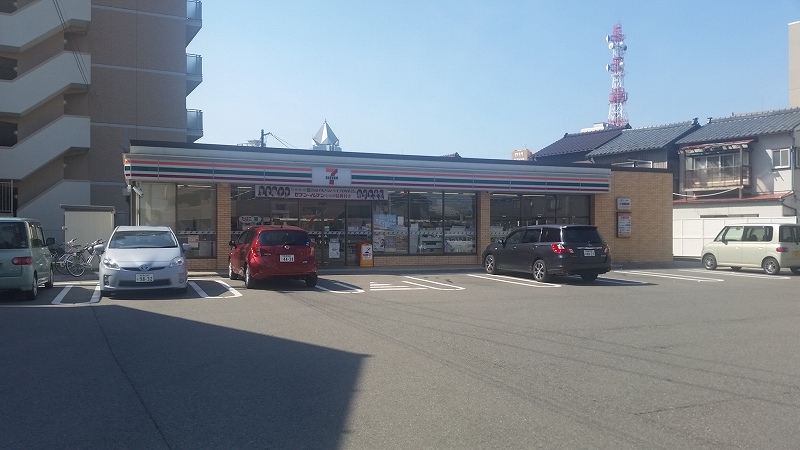コンビニ　セブンイレブン新潟上大川前通4番町店（コンビニ）まで287m