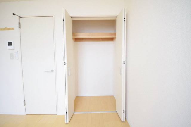 収納　～たっぷり収納スペースです～