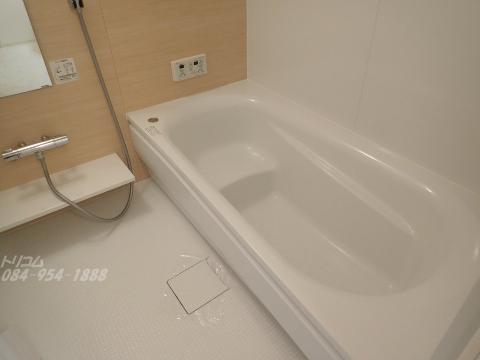 バス・シャワールーム　追焚付広々一坪バス（イメージ）