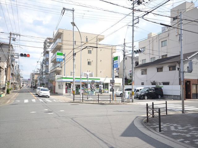コンビニ　ファミリーマート 都島北通一丁目店（コンビニ）まで357m