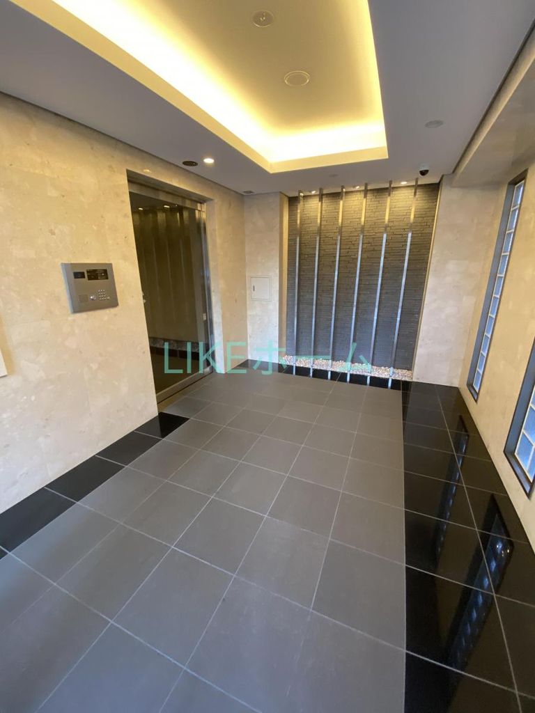 ロビー　エントランス