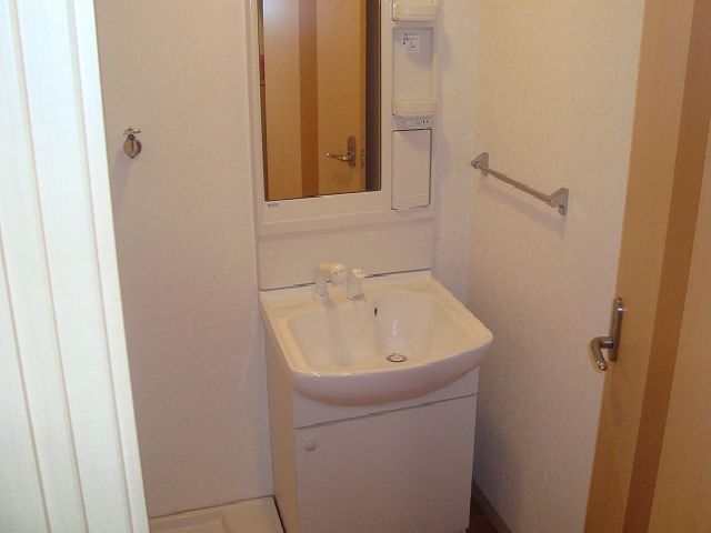 洗面設備　洗髪洗面化粧台