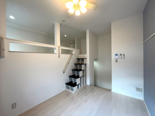 居室・リビング　同シリーズ物件のモデルルームになります※現況優先