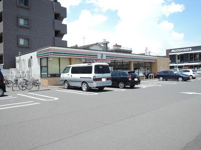 コンビニ　セブンイレブン鹿児島上荒田町店（コンビニ）まで207m