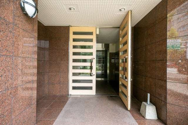 エントランス　エントランス