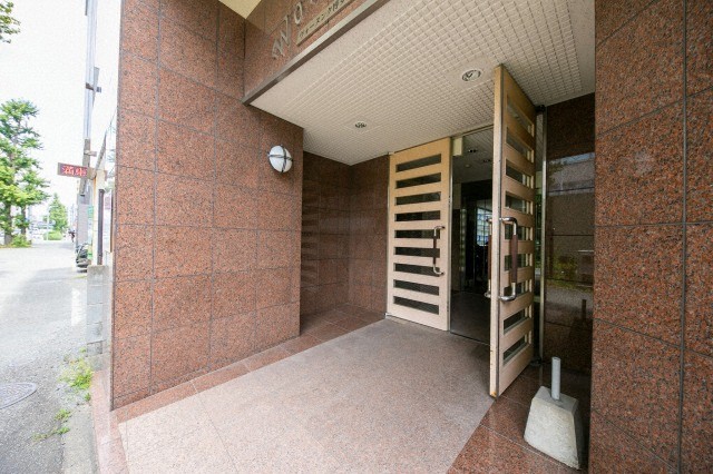 その他　エントランス