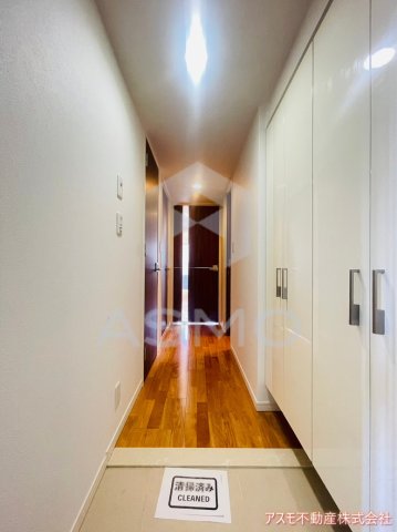 玄関　同マンション別部屋参考写真