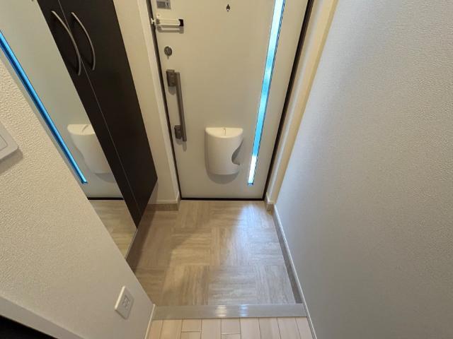 玄関　玄関（イメージ）