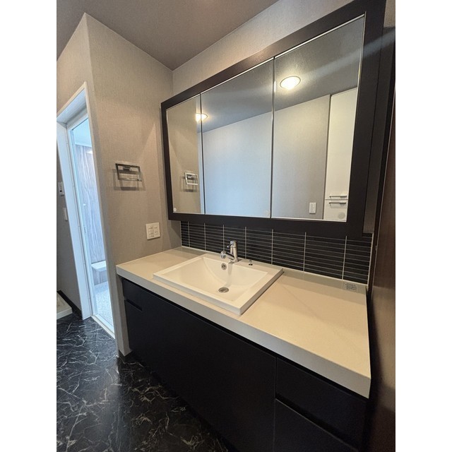 洗面設備　洗面所