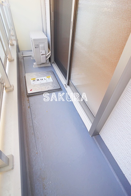 バルコニー　便利で嬉しいバルコニー付きです♪