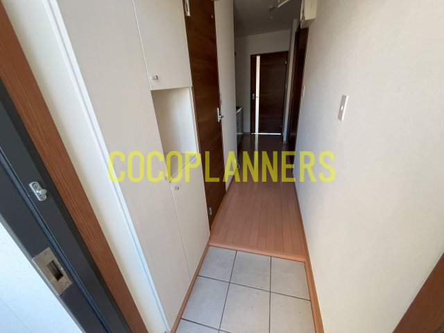 玄関　※別号室の写真です。現況優先となります。