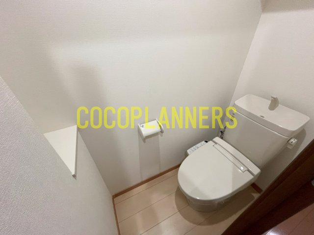 トイレ　※別号室の写真です。現況優先となります。